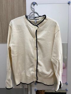 (Kategori: ) berada di . Dikirim oleh milikcira (ID iklan 1373418100, Gambar 1). Deskripsi: .