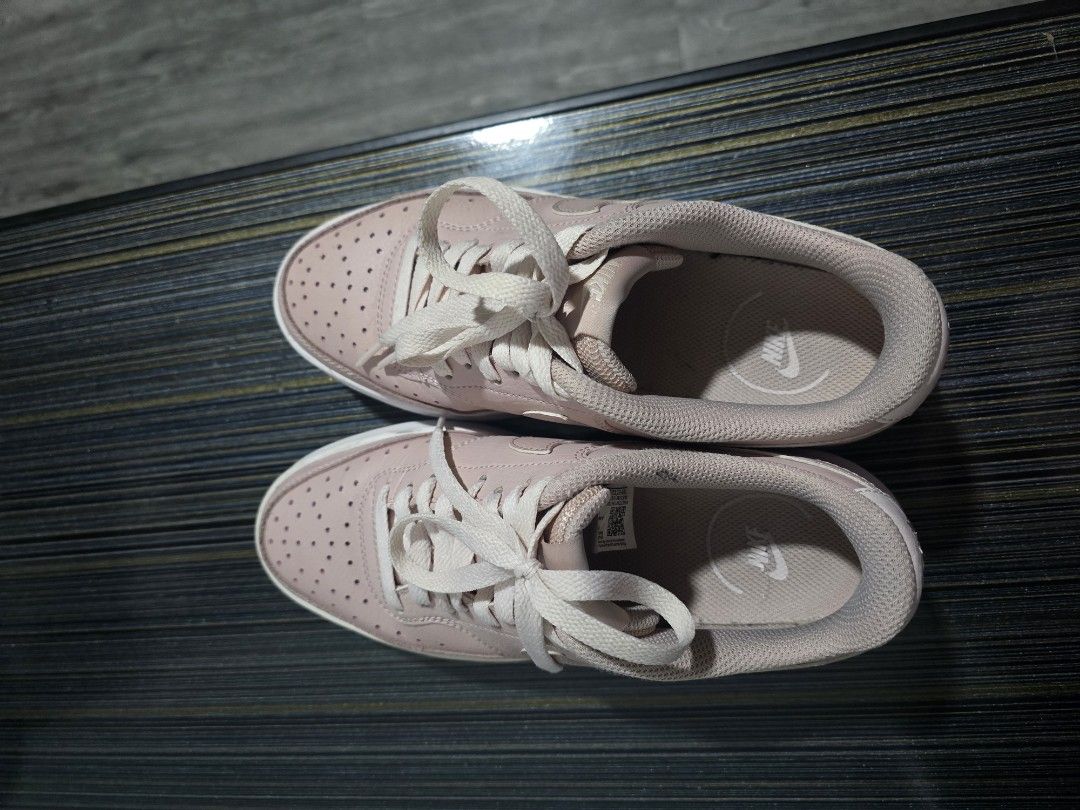 Nike Court Vision Alta (Category: Sneakers) located in Mandaluyong City. Submitted by Andeng (Listing ID 1373438307, Image 1). Description: Used a few times. No original box but can provide another Nike box US 6.5.