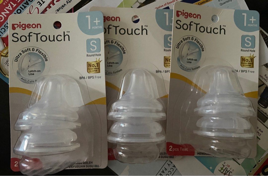 Pigeon Teats 1 Month + (Category: Breastfeeding & Bottle Feeding) located in Singapore. Submitted by yongkmx15 (Listing ID 1373472929, Image 1). Description: $5 each All for $13 Brand new, bought by mistake. Ur gain my lost Self collect or arrange for your own delivery .