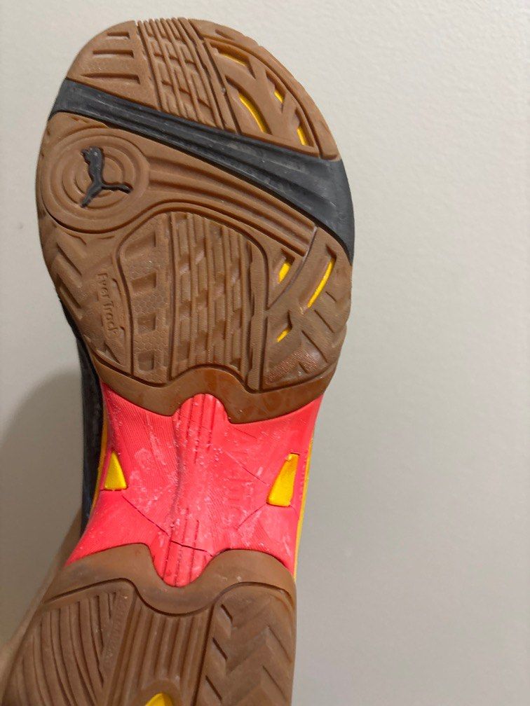Puma Walking Shoes (Category: Sneakers) located in Taguig. Submitted by multiverse2 (Listing ID 1373444201, Image 3). Description: Puma Gum sole To be used for walking/lifestyle Discolorations and flaws shown in the pics due to storage But minimally used .