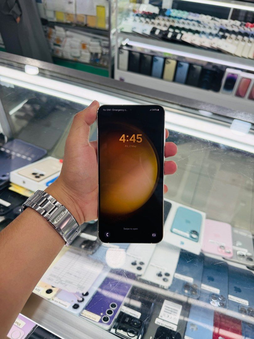 SAMSUNG S23 PLUS 8/512GB OPENLINE NTC (Category: Samsung) located in San Juan City. Submitted by Khalidmgdla08 (Listing ID 1373551402, Image 3). Description: FOR SALE | TRADE/SWAP Price: 22,500 On hand: S23+✔️ 8/512GB ✔️ OPENLINE ✔️ NTC APPROVED ✔️ 100% Original ✔️ 99% Makinis ✔️ 99% Smooth ✔️ NOT REFURB ✔️ NO HIDDEN ISSUES ✔️ NEVER BEEN REPAIRED ✔️ TEST TO SAWA✔️ FREE 3-UTOOLS ✔️ ANY MODEL OF IPHONE AND SAMSUNG ARE AVAILABLE! ✨ We accept: 🔹Cash