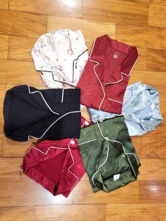 (Category: ) located in . Submitted by thrift.manila (Listing ID 1373425248, Image 1). Description: .