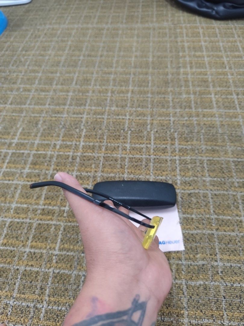Taguer (Category: Luxury Accessories) located in Navotas City. Submitted by mistej (Listing ID 1373490261, Image 2). Description: taguer frameless authentic guaranteed complete.