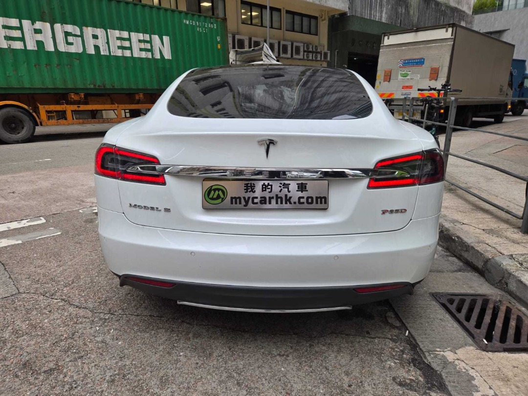 Tesla MODEL S P85D Manual62863127337731114