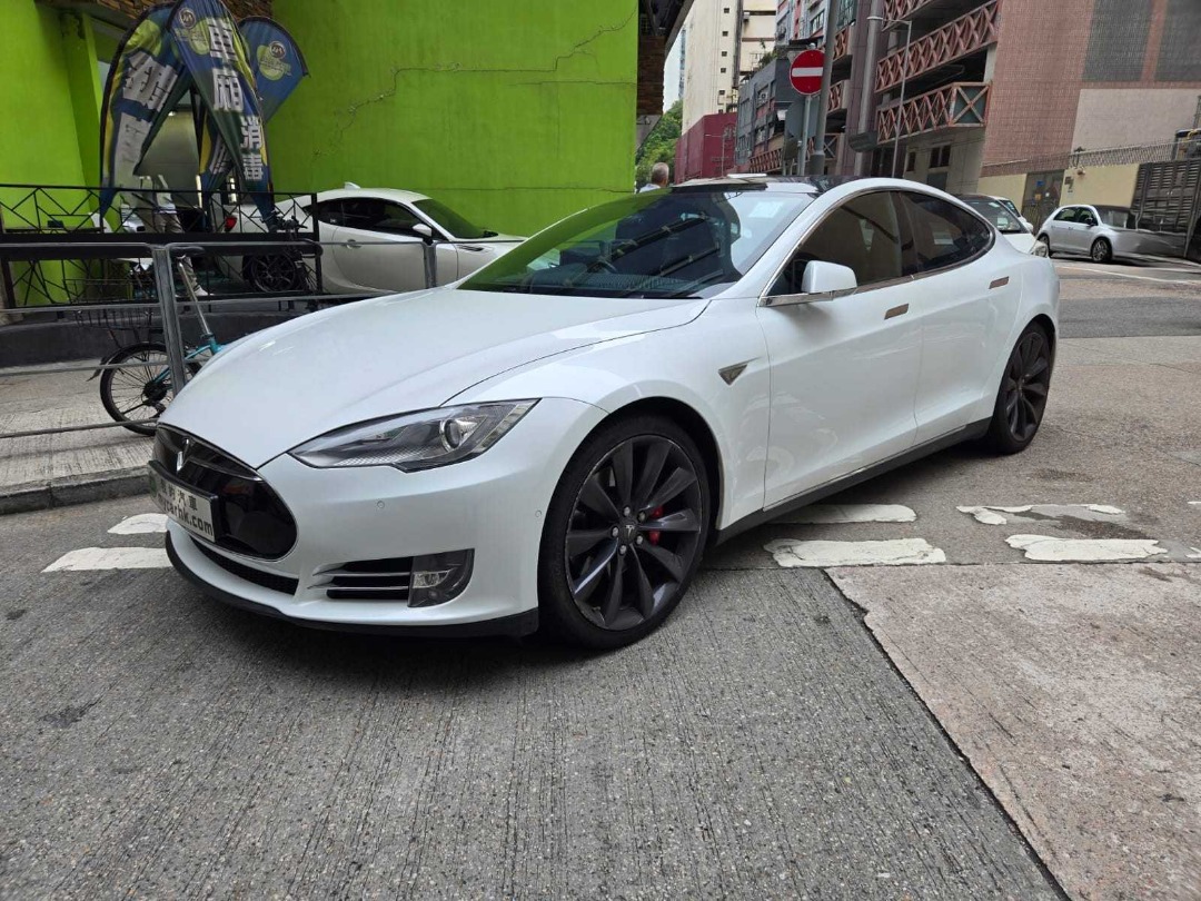 Tesla MODEL S P85D Manual628631273377311120