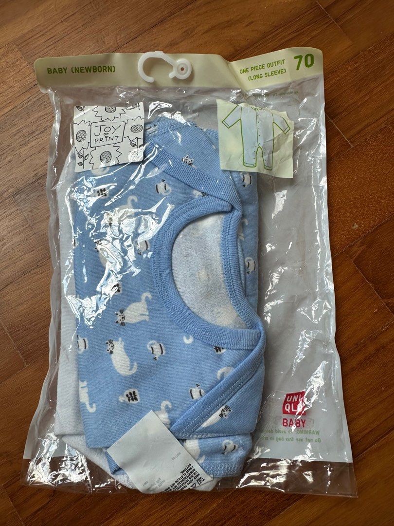 Uniqlo Baby romper (Category: Babies & Kids Fashion) located in Singapore. Submitted by mybeautifultrinkets (Listing ID 1373511553, Image 1). Description: Uniqlo size 70. Brand new but wrapper is torn .