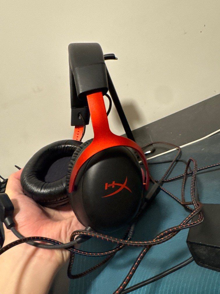 Used HyperX Cloud III Gaming FPS pro headset62863061893633113