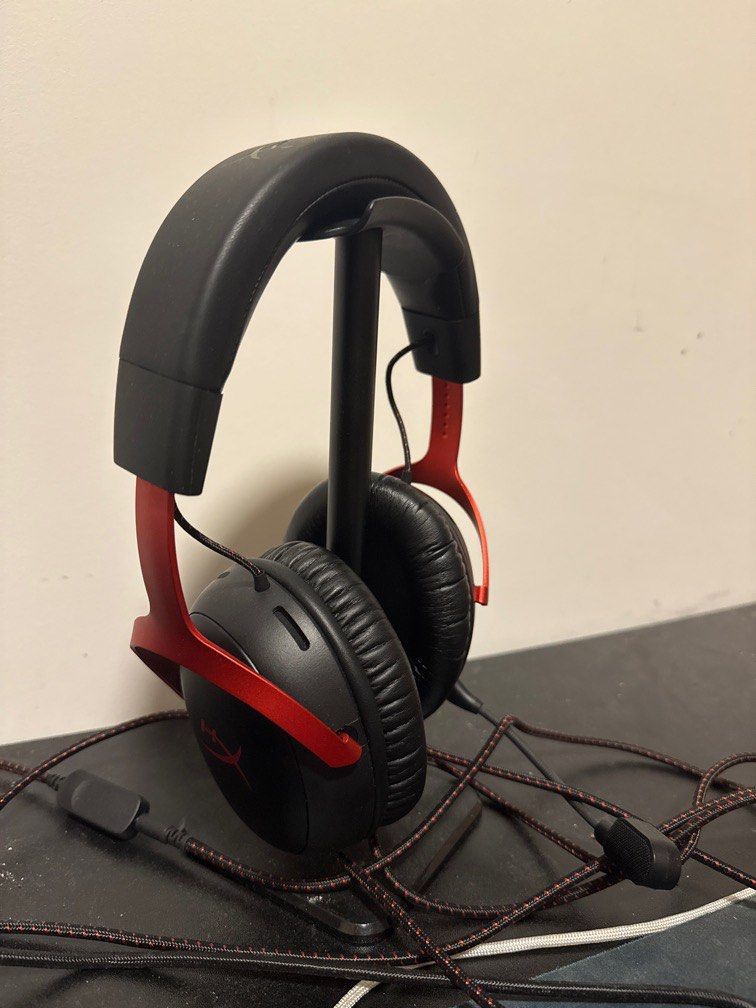 Used HyperX Cloud III Gaming FPS pro headset62863061893633110