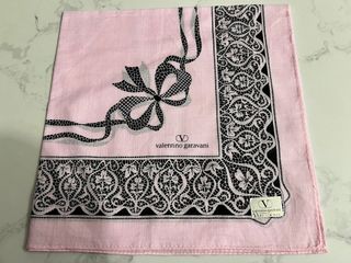 全新帶紙標Valentino garavani 蝴蝶結絲帶蕾絲花紋方巾64200166241154110