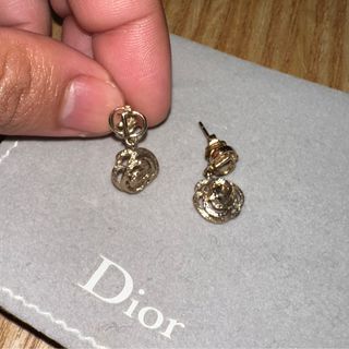 (Category: ) located in . Submitted by rinyaaa (Listing ID 1373433072, Image 1). Description: .
