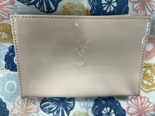 由 lulusellgogogo (刊登 ID 1373454626，圖片 1) 提交，位於 的 (類別：)，說明：。