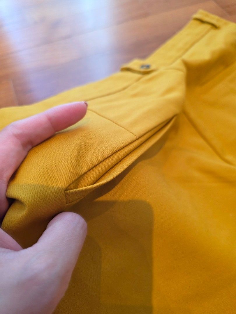 Zara basic pants (Category: Other Bottoms) located in Singapore. Submitted by laura029 (Listing ID 1373467578, Image 3). Description: brand new back pockets still stitched up colour is mustard yellow..