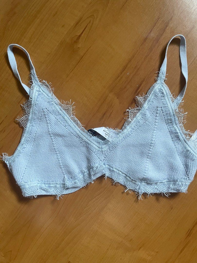 Zara powder blue knitted bralette (Category: Others Tops) located in Muntinlupa City. Submitted by fufuwee (Listing ID 1373400715, Image 2). Description: Knitted bralette super lightweight. will give you a free F21 bralette of the same colour when purchased.