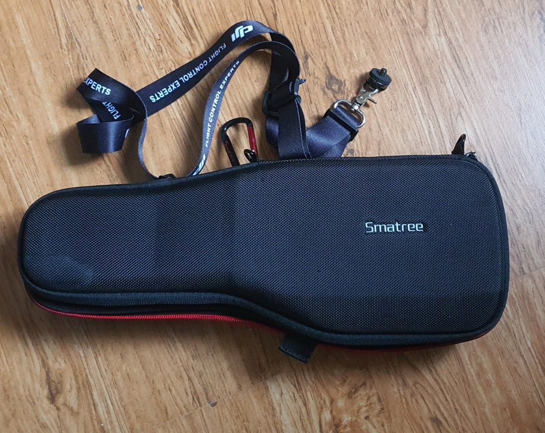 Zhiyun Smooth 4 (Category: Gimbals & Stabilizers ) located in Makati City. Submitted by kevnfranciz (Listing ID 1373456037, Image 3). Description: Zhiyun Smooth 4 slightly used. with case and lanyard worth 1000. reason for selling: may dji na..