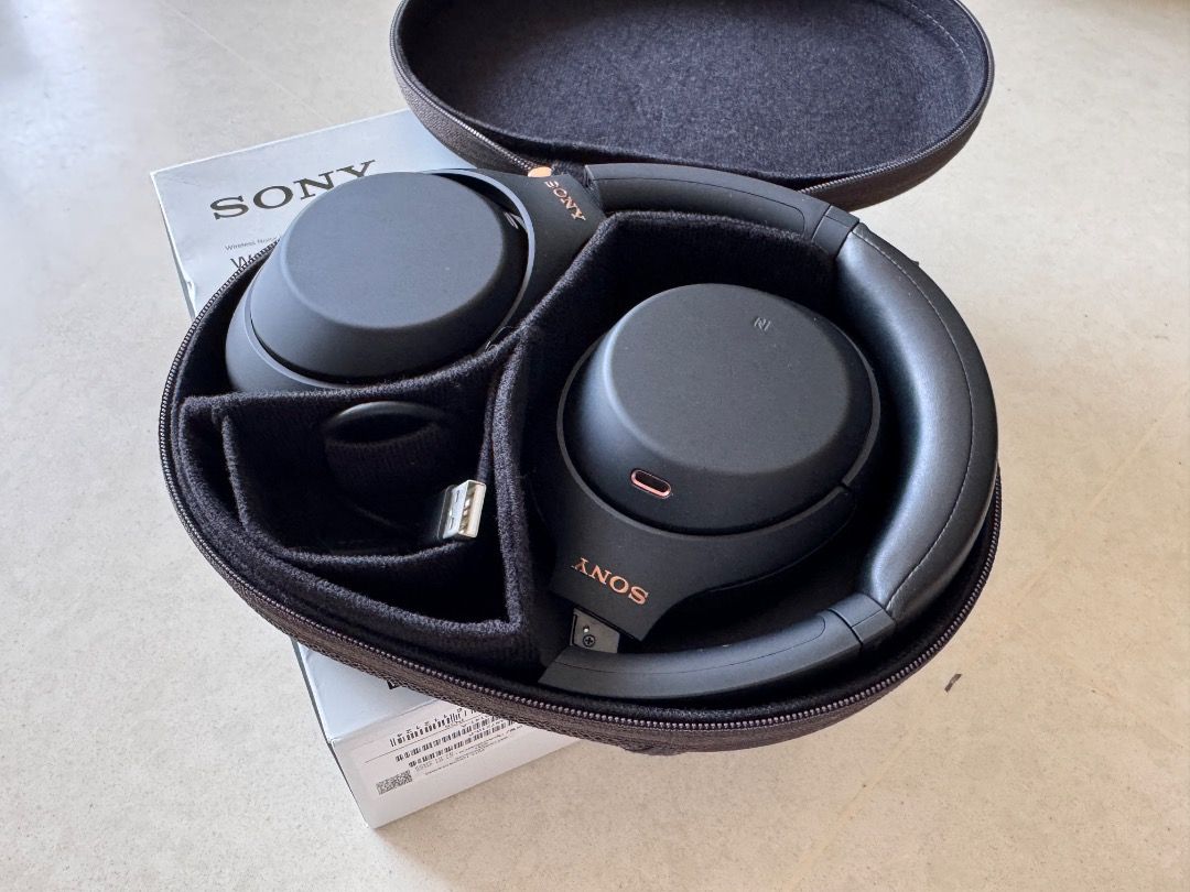 [99.9% New + Full box] Sony WH-1000XM4 XM4 Headphones (noise cancelling). XM5 AirPods (Category: Headphones & Headsets) located in Singapore. Submitted by photosteve (Listing ID 1373617819, Image 2). Description: I used these on two long haul flights only. Not used since, hence selling. You won’t be able to tell they’ve ever been used. Charged twice only. Come boxed. Collection @ Spottiswoode 088661. .