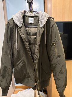 軍綠色羽絨外套63012005569667110
