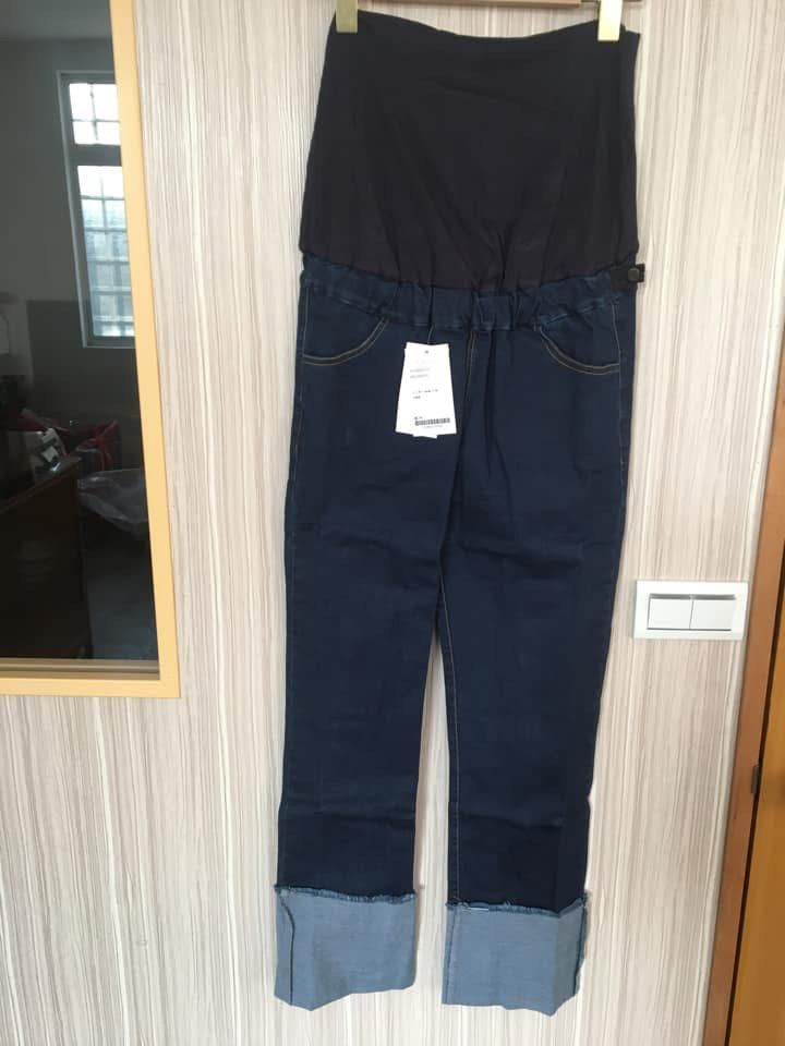 由 xiapa (刊登 ID 1373700085，圖片 1) 提交，位於 台中市 (Taichung) 的 全新孕媽咪褲管反摺牛仔褲（反摺部份可調整） (類別：孕婦用品)，說明： $60/件 尺寸:S/M*3 S 全長112 （含托腹布） 臀圍40 大腿圍24 M 全長116 （含托腹布） 臀圍42 大腿圍26。