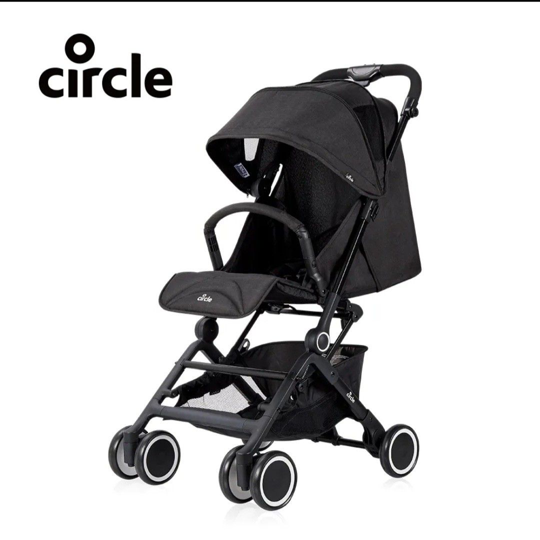 由 wsaki (刊登 ID 1373584021，圖片 1) 提交，位於 新北市 (New Taipei) 的 二手 circle 黑色 可折疊 嬰兒車 (類別：嬰兒車)，說明：使用4年 附推車專用擋雨罩 可折疊放機車前面 可面交看車況 因體積大不方便宅配。