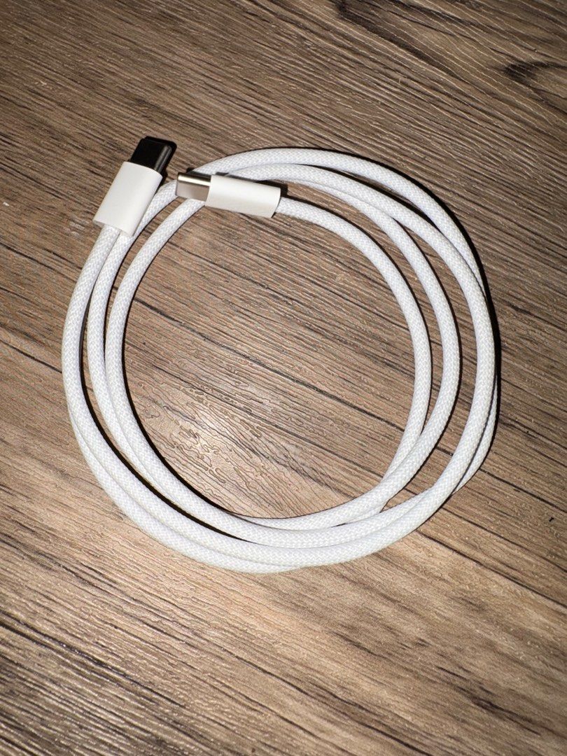 Apple 60W USB-C Charge Cable (Category: Chargers & Cables) located in Manila. Submitted by jam.fits (Listing ID 1373701125, Image 3). Description: RFS: Extra cable Bought this on the apple flagship store for 1,190 Not used.