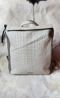 (Kategori: ) berada di . Dikirim oleh mocimo (ID iklan 1373577782, Gambar 1). Deskripsi: .