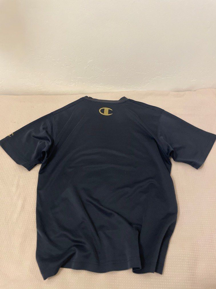 Basic Tee (Category: Tshirts & Polo Shirts) located in Kuala Lumpur. Submitted by sellingneededitems (Listing ID 1373729112, Image 2). Description: ~ p 21 / l 26.5 ~ condition 💯 ~ details pm ~ kain jersey -negotiable .