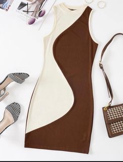 (Category: ) located in . Submitted by PrettyWardrobe_ (Listing ID 1373751013, Image 1). Description: .