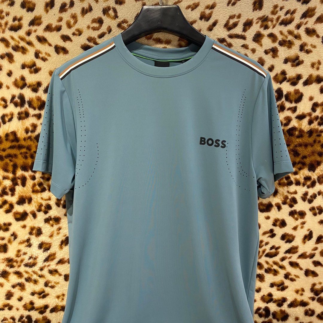 Boss run T, Barang Mewah, Pakaian di Carousell