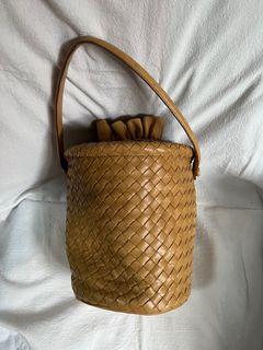 （分類：）位於 。 由 beebee214 提交（商品編號 1373691729，圖片 1）。簡介： 。