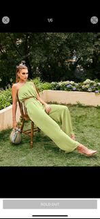 (Category: ) located in . Submitted by PrettyWardrobe_ (Listing ID 1373751487, Image 1). Description: .