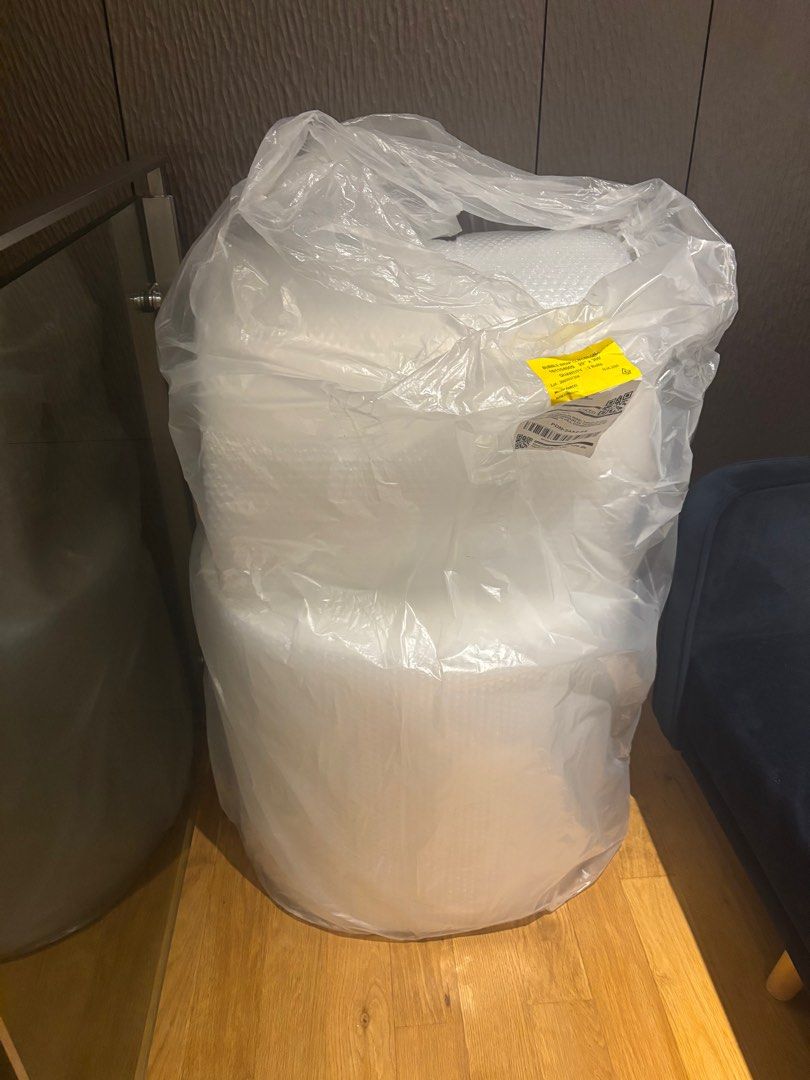 Bubble wrap (Category: Craft Supplies & Tools) located in Singapore. Submitted by martsb (Listing ID 1373682712, Image 1). Description: Free Bubble wrap .