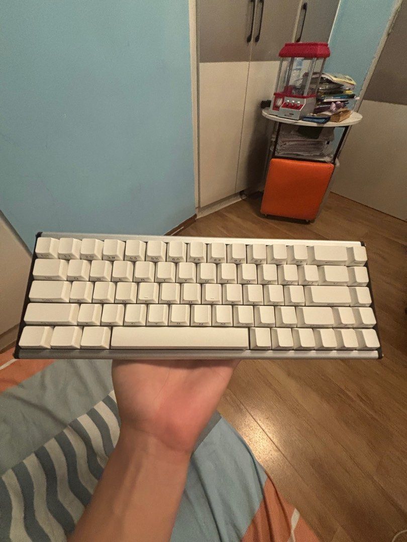 BUDGET Gaming/Mechanical Keyboards (Category: Computer Keyboard) located in Singapore. Submitted by sellingairpods__ (Listing ID 1373725809, Image 2). Description: Some got from sponsorships, some built myself. Some have box(sponsored ones), while others don’t🙏 Have no prices in mind, and all of these have been used once at max (to review) and that’s it RFS: i have my own daily driver Will not be selling these above $75 to feed in the “budget” t