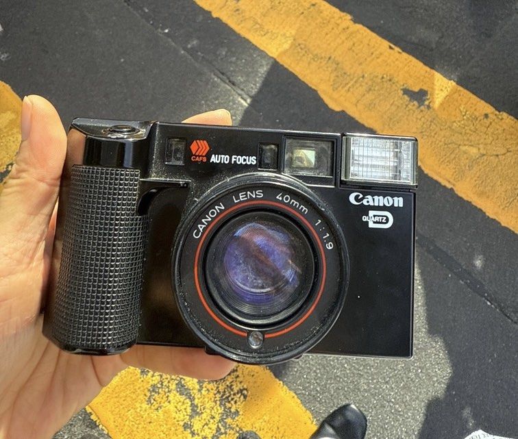 ☆TOMO.S☆　Canon  AF35ML QUARTZ DATE Canon AF35ML Quartz Date Point & Shoot 35mm Film Camera