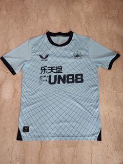(Category: ) located in . Submitted by william_sherlyn11_sports (Listing ID 1373579959, Image 1). Description: .