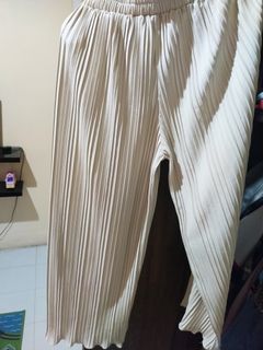 (Kategori: ) berada di . Dikirim oleh cipaah (ID iklan 1373695253, Gambar 1). Deskripsi: .