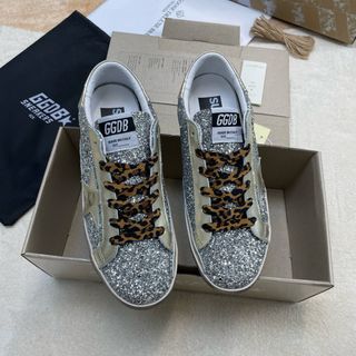 (Category: ) located in . Submitted by shoes_locker (Listing ID 1373683281, Image 1). Description: .