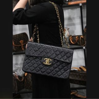 (Category: ) located in . Submitted by qubywardrobe (Listing ID 1307607016, Image 1). Description: .