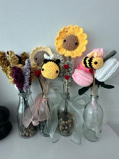 (Category: ) located in . Submitted by Sellabella (Listing ID 1373598245, Image 1). Description: .