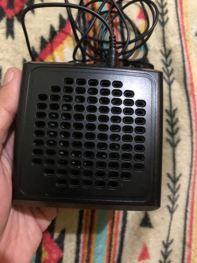 Defective spokeman voice amplifier (Category: Portable Audio Accessories) located in Quezon City. Submitted by markgolveo (Listing ID 1373658133, Image 3). Description: Defective spokeman voice amplifier Tested with power Issue: When volume is turned high it just makes loud humming noise Missing one battery cover For parts out repairs .