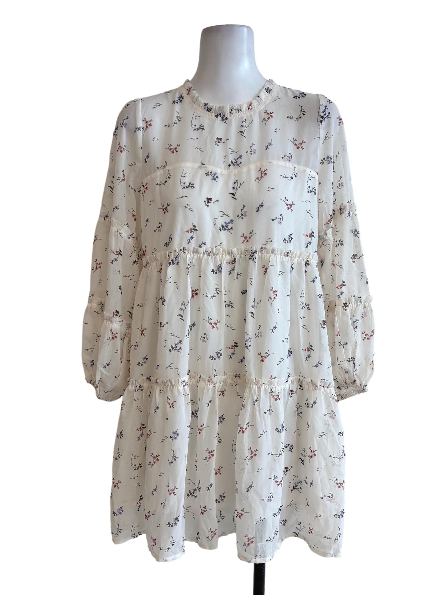 Fayth White Floral Ruffle Tier Dress, Women's Fashion, Dresses & Sets ...