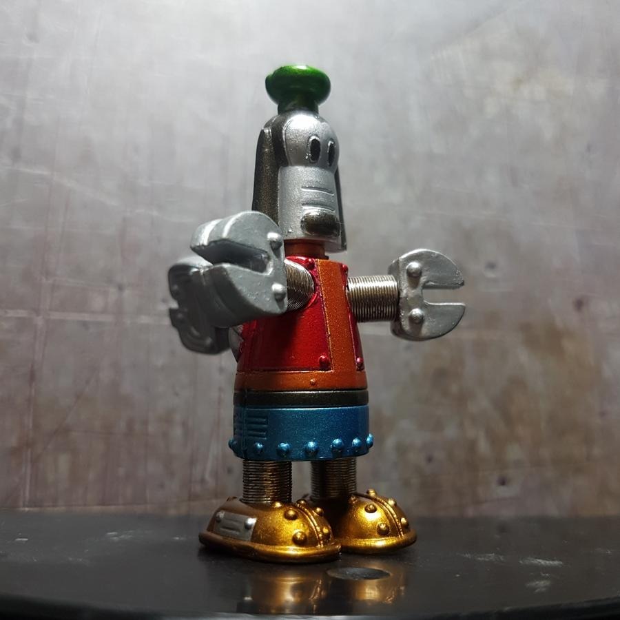 Figure Disney Robot Goofy Chibi, Toys & Collectibles, Mainan di Carousell