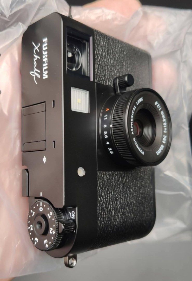 Fujifilm X-half (Fuji X-HF1) (Category: Cameras) located in Quezon City. Submitted by triggersay3 (Listing ID 1373670267, Image 3). Description: BRAND NEW Fujifilm X-half (Fuji PH unit) ► ₱55,000 𝗧𝗿𝗮𝗱𝗲𝘀 𝗮𝗰𝗰𝗲𝗽𝘁𝗲𝗱. 𝗕𝘂𝘆𝗶𝗻𝗴 𝗙𝘂𝗷𝗶 𝗰𝗮𝗺𝗲𝗿𝗮𝘀 𝗮𝗻𝗱 𝗹𝗲𝗻𝘀𝗲𝘀. 𝗖𝗢𝗡𝗗𝗜𝗧𝗜𝗢𝗡 : ⇥ Brand new ⇥ Fuji PH unit ⇥ 1 year warranty ⇥ 0 shutter count 𝗜𝗡𝗖𝗟𝗨𝗦𝗜𝗢𝗡𝗦 : Complete inclusions 𝗠𝗢𝗗 : same day delivery via Grab/La