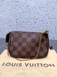 (Kategori: ) berada di . Dikirim oleh brandedboutiquez (ID iklan 1373728937, Gambar 1). Deskripsi: .