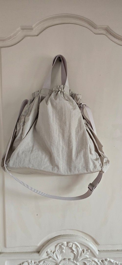 Gu Gathered Pocket Bag Natural (Category: Shoulder Bags) located in Cainta. Submitted by mayiaba (Listing ID 1373710018, Image 3). Description: Gu Gathered Pocket Bag in Natural 399+Shipping (LastPricePosted) Payviamaya/ gcash/bdo Deliverviagrab/lalamove(anyday)orjnt(weekends only) loc.Cainta.