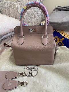 （分類：）位於 。 由 shoppingfav 提交（商品編號 1373622801，圖片 1）。簡介： 。