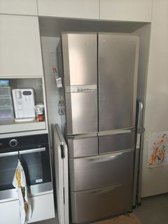 (Category: ) located in . Submitted by tan.ee.9 (Listing ID 1373599390, Image 1). Description: .