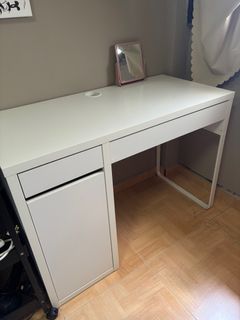 (Category: ) located in . Submitted by ch4rlotte (Listing ID 1373726257, Image 1). Description: .