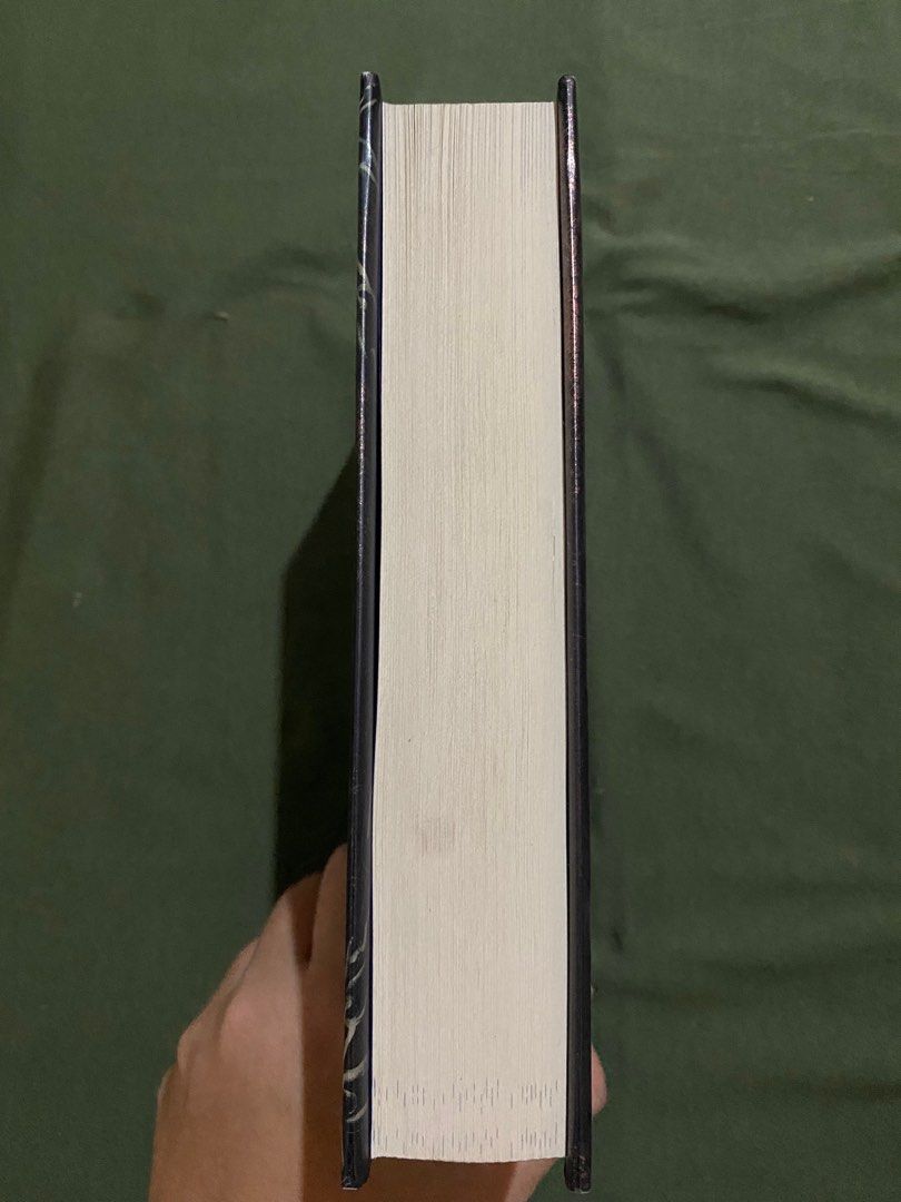 In The Afterlight by Alexandra Bracken (Category: Storybooks) located in Mandaluyong City. Submitted by naason (Listing ID 1373596377, Image 3). Description: In The Afterlight by Alexandra Bracken - Hardback - Minimal tan spots, but still in really great condition - Original price: 760 - Selling price: 350 only 🧡 Can be bought in a bundle, please see my profile.