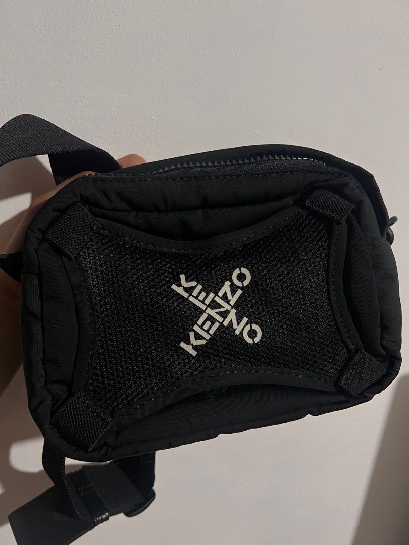 Kenzo Sport Crossbody Bag (Category: Luxury Bags & Wallets) located in Paranaque City. Submitted by beeshop.ph (Listing ID 1373609941, Image 3). Description: Authentic slightly use only .