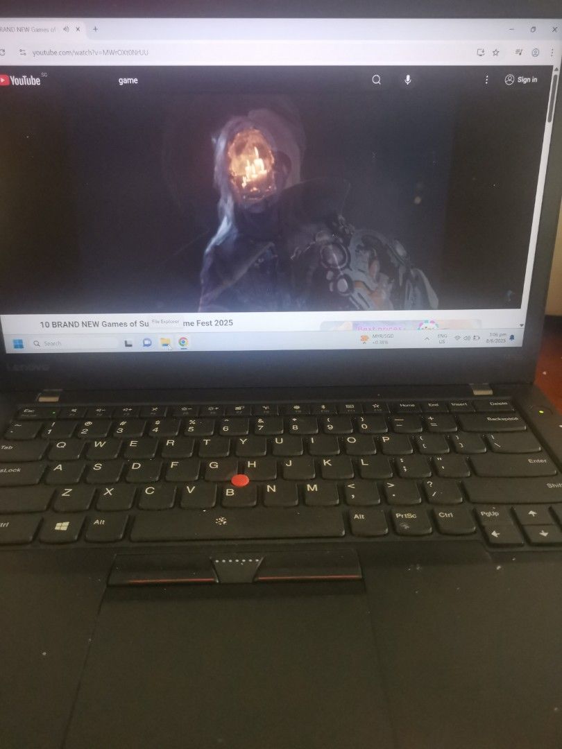 Lenovo (Category: Laptops & Notebooks) located in Singapore. Submitted by kel25102014 (Listing ID 1373636189, Image 1). Description: Intel core i7-7600u 20gb ram 512 ssd windows 11 pro fully working condition interested kindly pm.