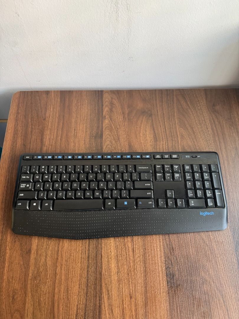 Logitech MK345 Wireless Keyboard + Mouse Combo (All most new) (Category: Computer Keyboard) located in Singapore. Submitted by willa1234 (Listing ID 1373619712, Image 2). Description: Selling a Logitech MK345 wireless keyboard and mouse set. ✅ Full-size keyboard with comfortable palm rest ✅ Long battery life – up to 3 years (keyboard) and 18 months (mouse)* ✅ Silent typing and smooth mouse tracking ✅ Plug-and-play with USB receiver (included), wo
